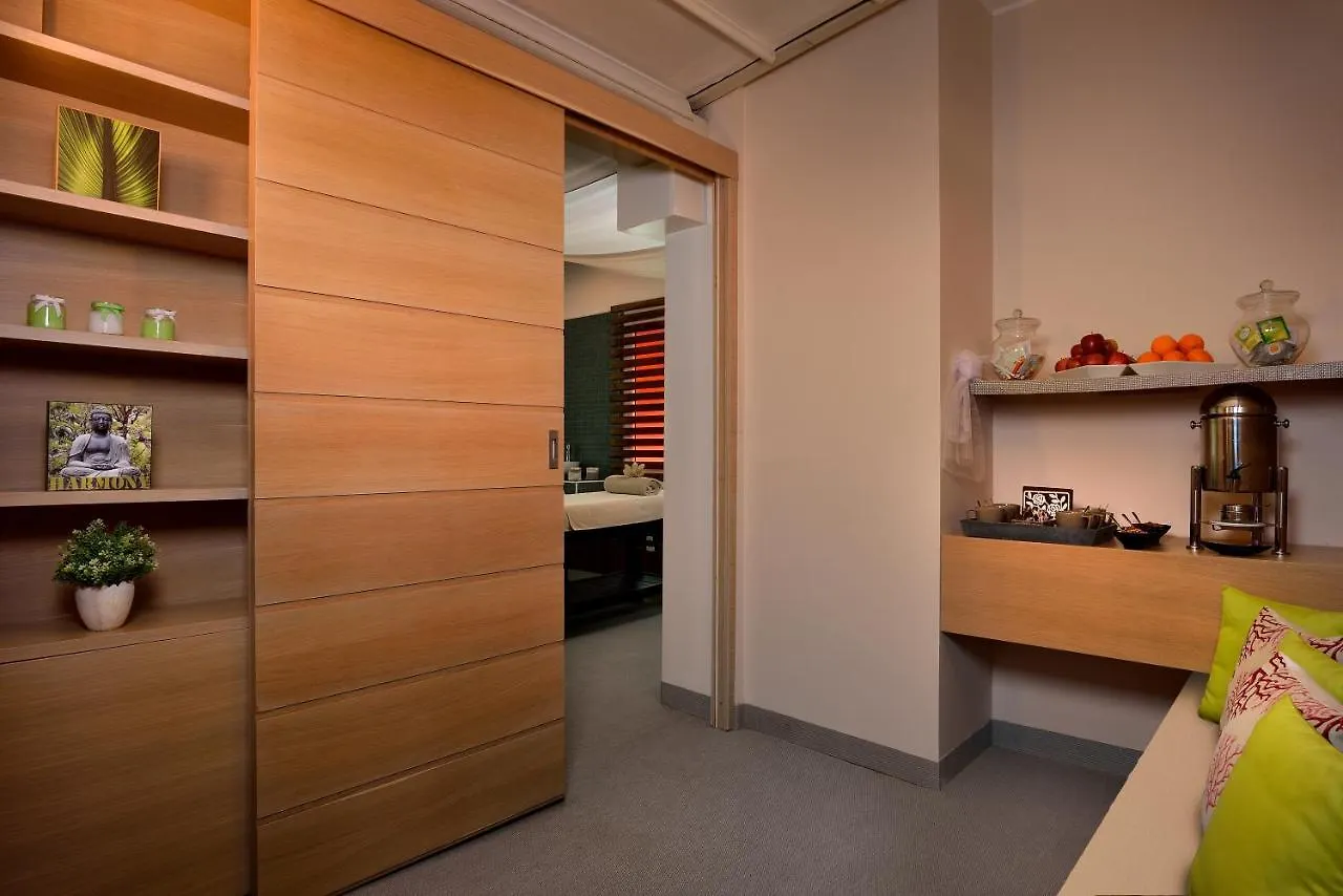 Hotel Boemia Riccione 4*,